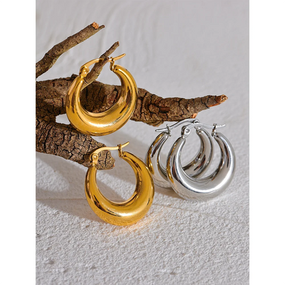 Yhpup Geometric Statement Hoop Earrings™ – 18K Gold Elegance with Modern Texture