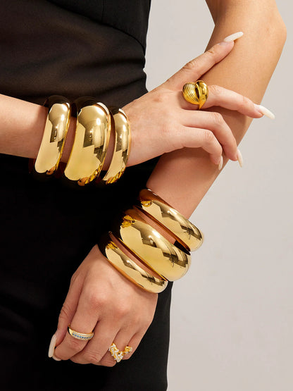 Jewlena™ Classic Glossy Gold Bangles – Timeless 18K Elegance in Stainless Steel