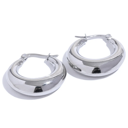 Yhpup Geometric Statement Hoop Earrings™ – 18K Gold Elegance with Modern Texture