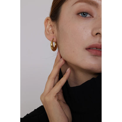 Yhpup Geometric Statement Hoop Earrings™ – 18K Gold Elegance with Modern Texture